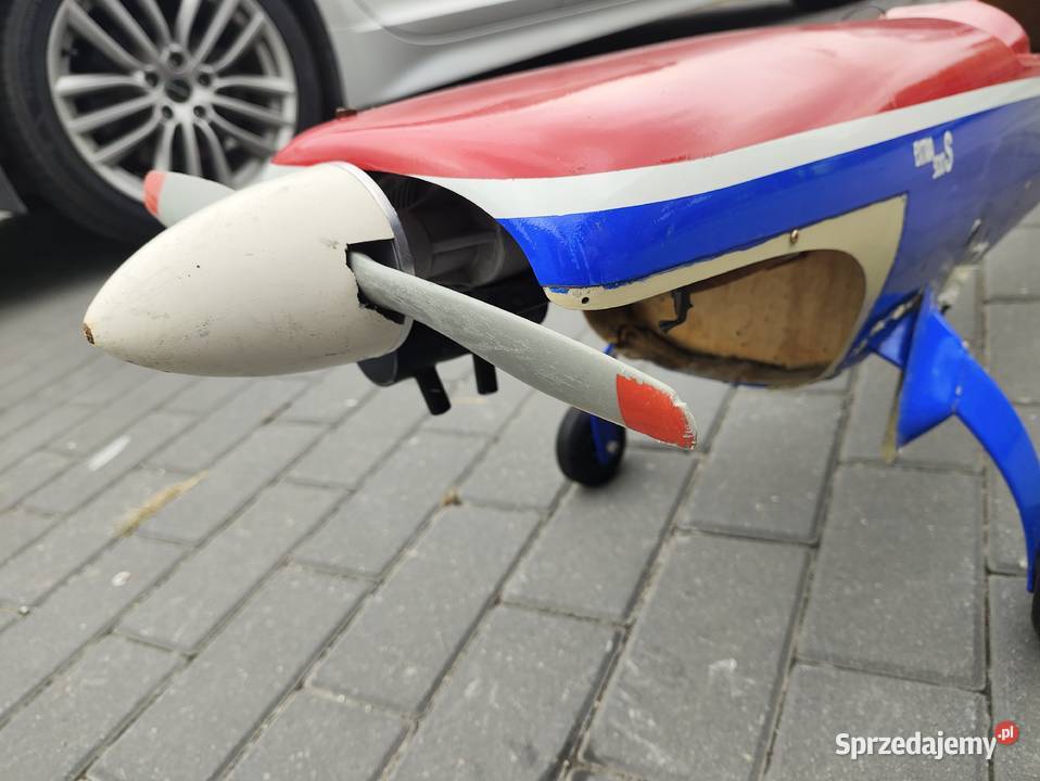 Samolot 300s zdalnie sterowany Spalinowy na wielkopolskie Turek