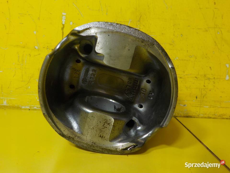 AUDI A6 C6 A4 B7 27 TDI 08r 179 BPP tlok osobowe Blok silnika Suków