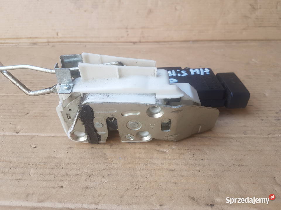 Suzuki Ignis MH 0410 zamek zatrzask centralny Karoseria Legnica sprzedam