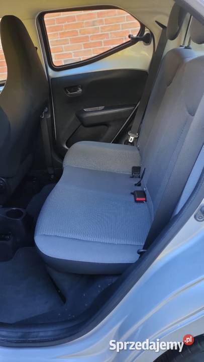 Toyota Aygo Xplay 2020r Przebieg 52000 srebrny Siedlce