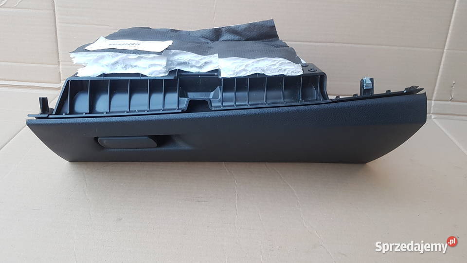 BMW 218d seria 2 F45 Active Tourer schowek prawy Legnica