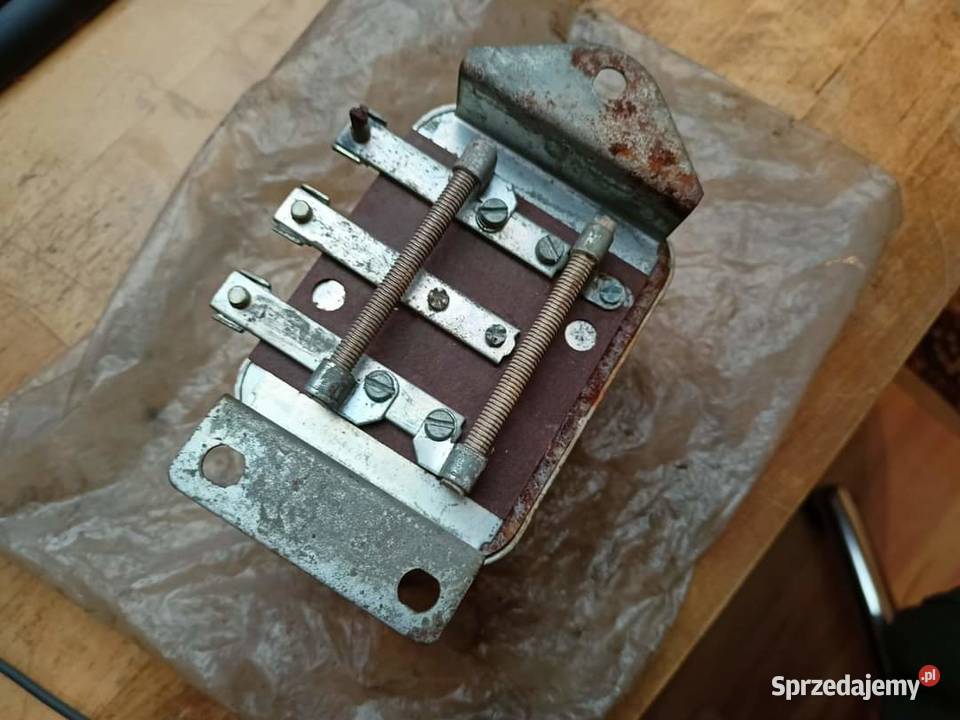 Regulator napięcia FSO Warszawa syrena żuk Nysa pomorskie Gdańsk