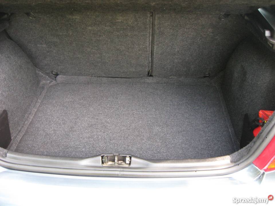 Peugeot 307 LIFT bogata wersja 20 benzyna 143 96 lakier metallic Kazimierz Dolny