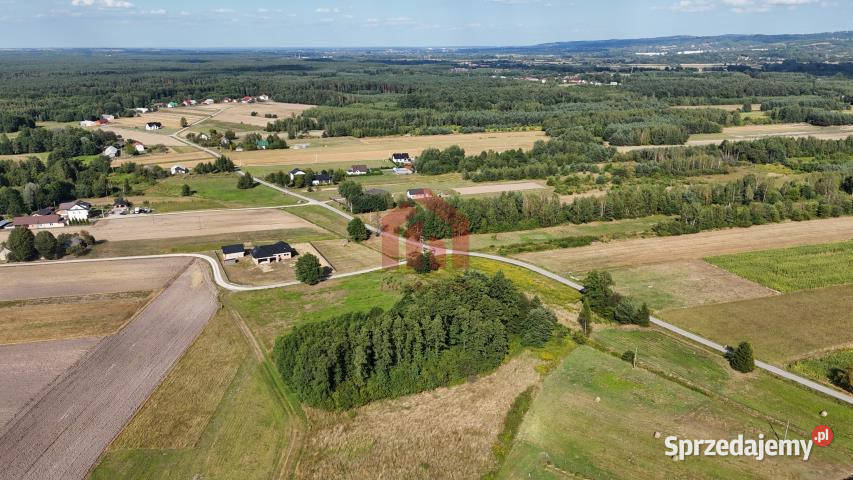 sprzedaży działki Lipiny 820m2