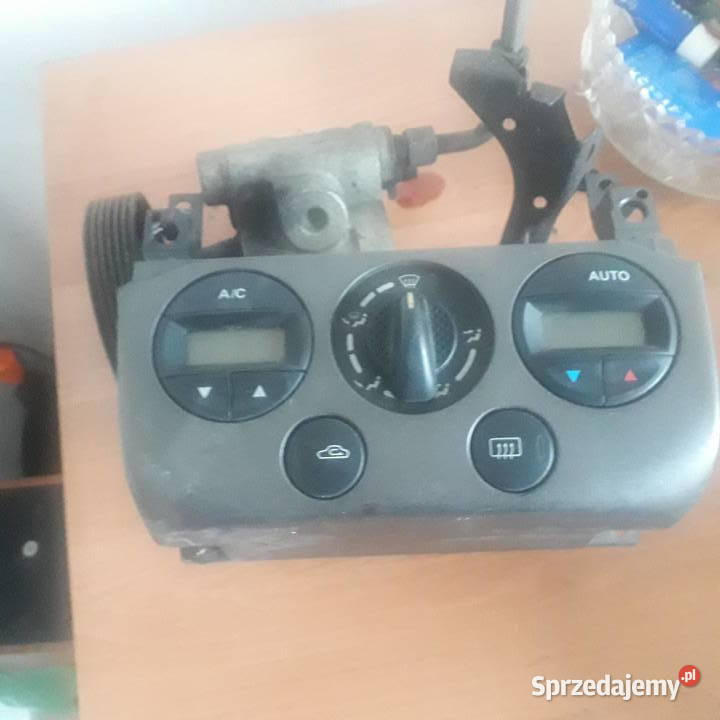 Clmatronic Nissan Primera P11 01r Ogrzewanie, wentylacja i klimatyzacja Żabno