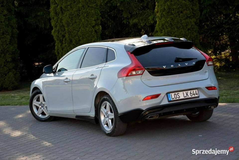Volvo V40 Panorama biXenon Ledy Kamery Blis Ostrów Mazowiecka sprzedam