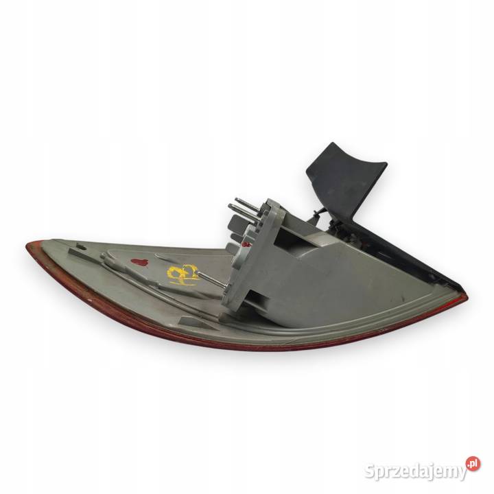 LAMPA PRAWA Ford Mondeo IV MK4 KOMBI 20072010 sprzedam
