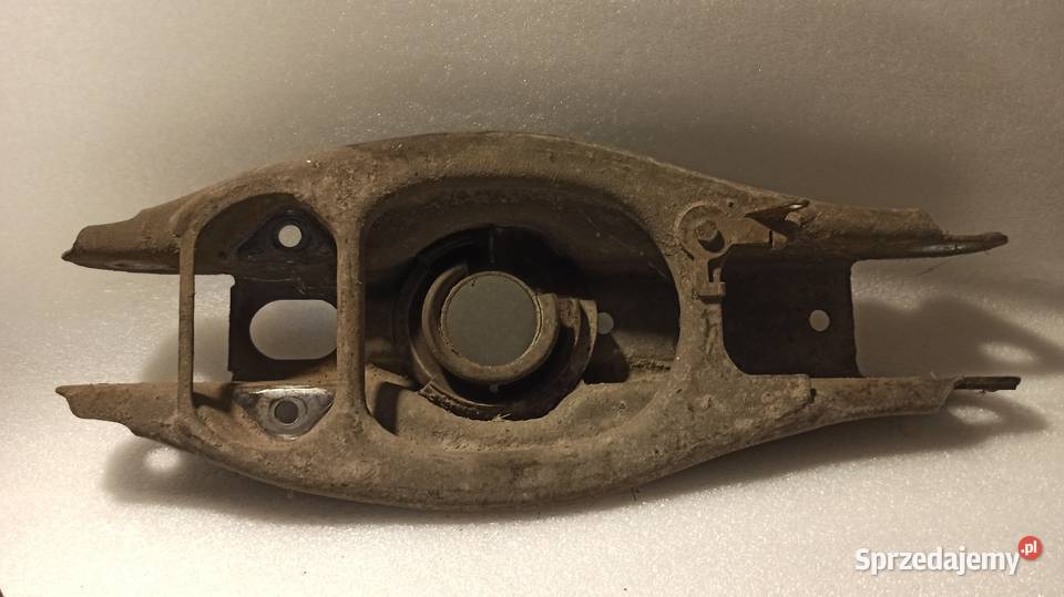 Wahacz dolny TYŁ Tylny Bmw e90 e91 e92 e93 Dębica