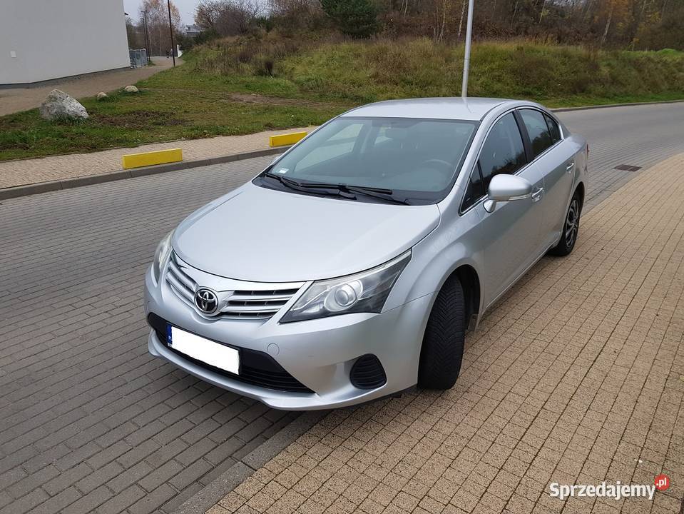 Polski Salon Toyota Avensis LIFT 16 Benzyna Stan lakier metallic Gdańsk sprzedam
