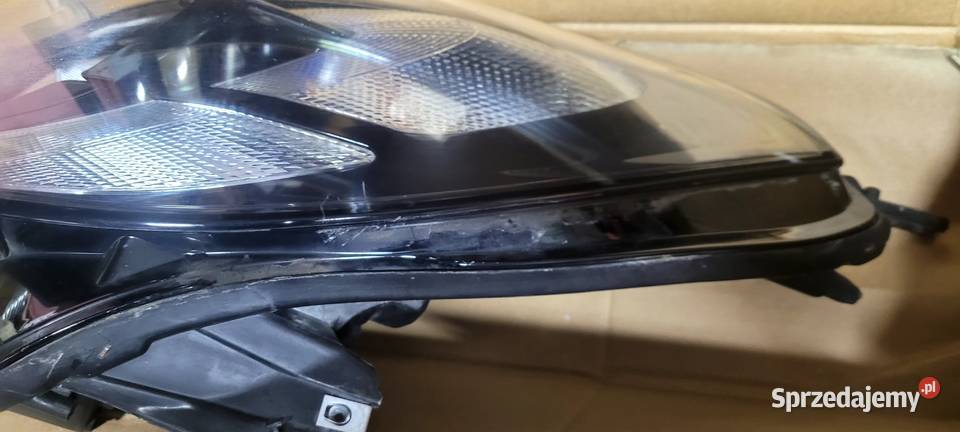 Lampa lewa przód opel corsa e osobowe sprzedam