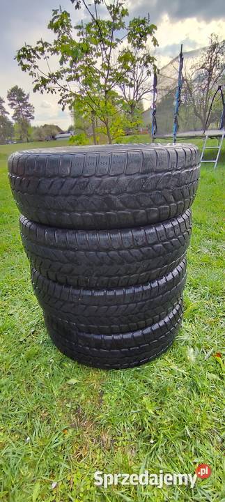 Sprzedam opony zimowe 18565 R15 4 w stanie b