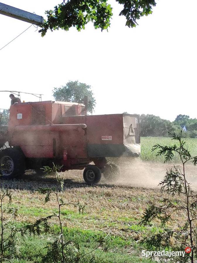 Sprzedam kombajn marki Bizon Z056