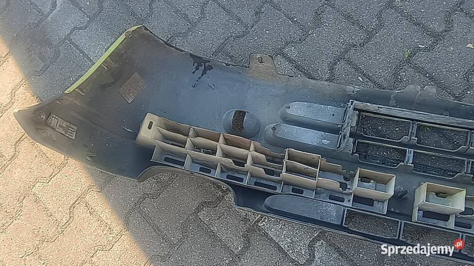 Renault Twingo I przedni zderzak osobowe Robakowo
