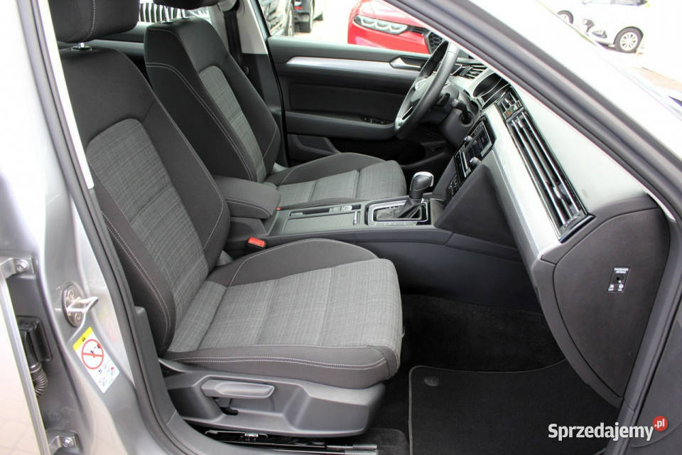 Volkswagen Passat Business DSG SalonPL FV23 wielofunkcyjna kierownica Volkswagen Sokołów