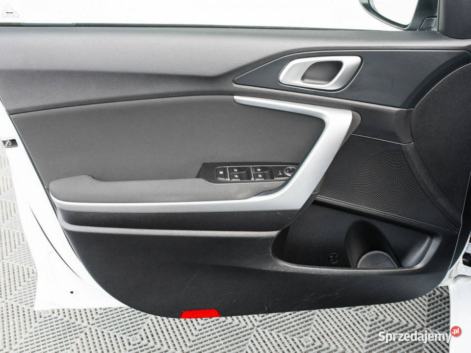 Kia Ceed CT657AC10 TGDI S Czcof Bluetooth światła do jazdy dziennej Pępowo