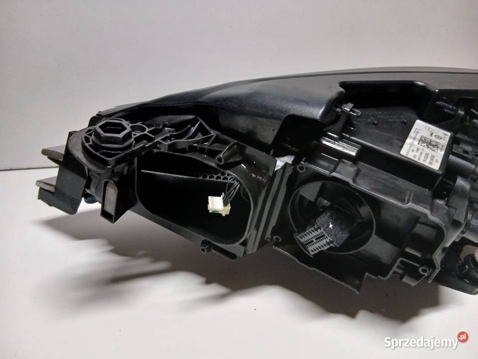 REFLEKTOR PRAWY VW ARTEON FULL LED osobowe Lampy przednie Warszawa