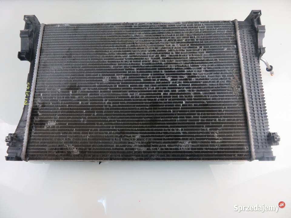 CHŁODNICA WODY MERCEDES W204 C 200 CDI osobowe Chłodnie wody