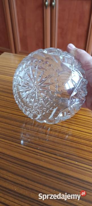 Kryształowy wazon kula kujawsko-pomorskie Złotniki Kujawskie