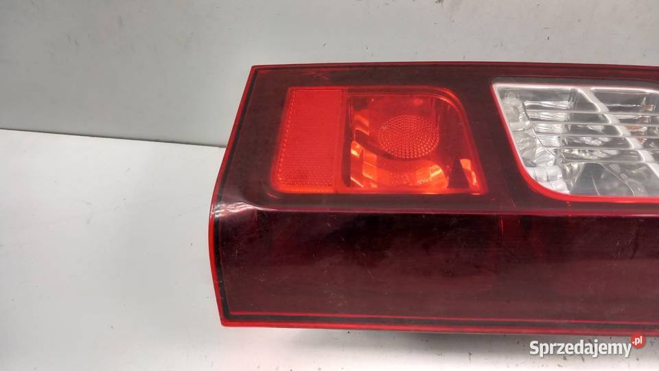 PARTNER BERLINGO II LIFT VAN LAMPA TYŁ PRAWA Zbierkowo