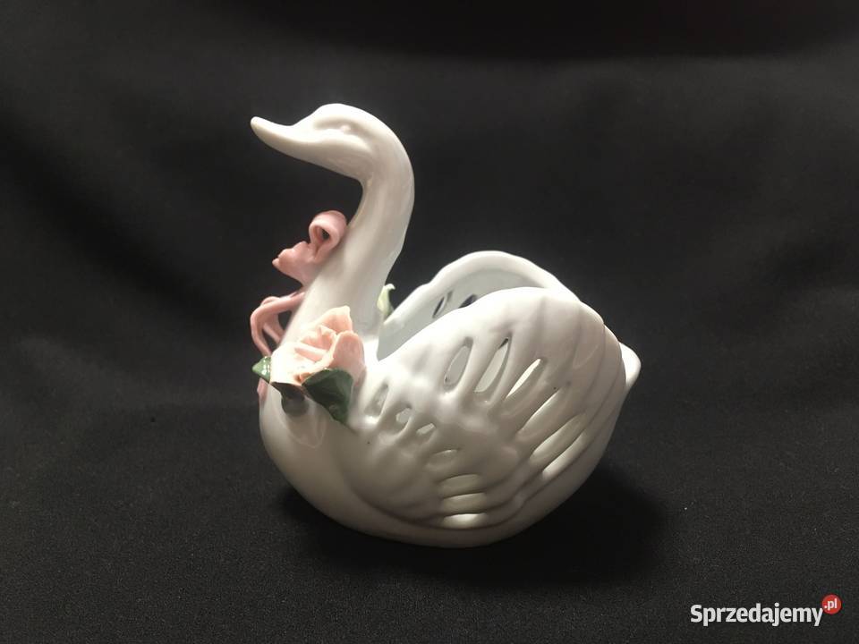 PRL porcelana łabędź kwiaty sprzedam