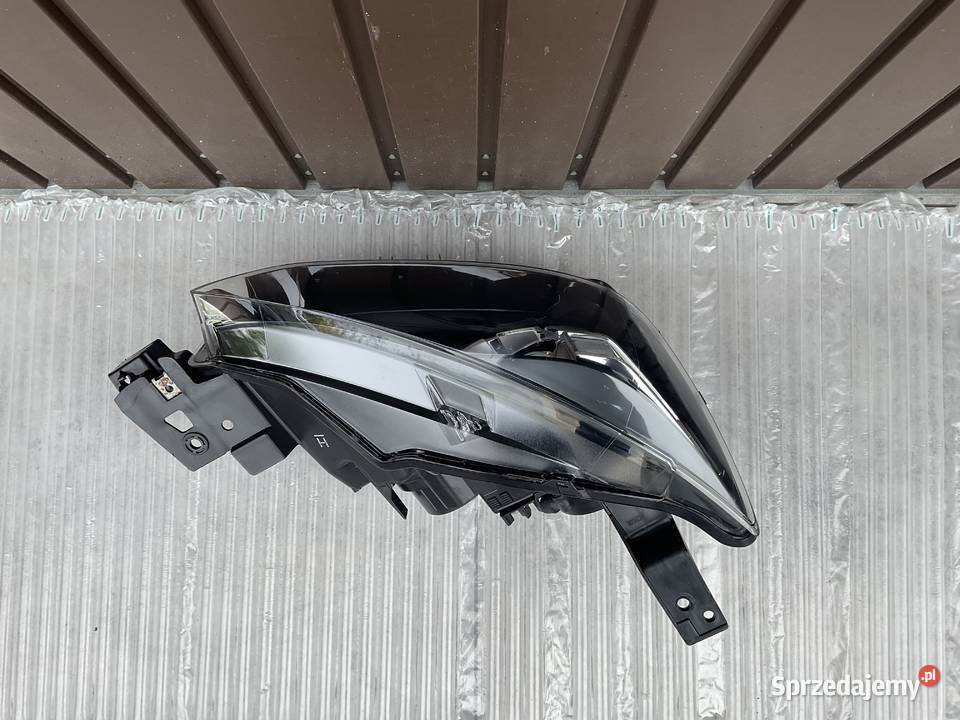 Lampa Prawy Przód MAZDA CX3 D10E51030 prawe Pleszew