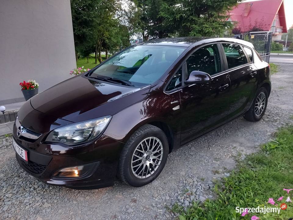 Opel Astra 14 turbo Jordanów