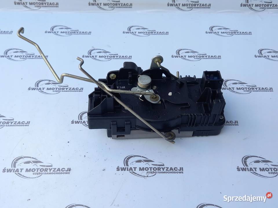 RENAULT TRAFIC III 15r zamek drzwi lewy tył