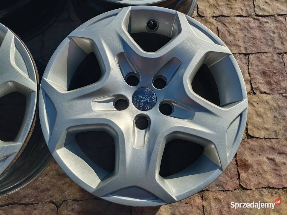 Ford Felgi stalowe z kołpakami strukturalnymi Aleksandrów Kujawski