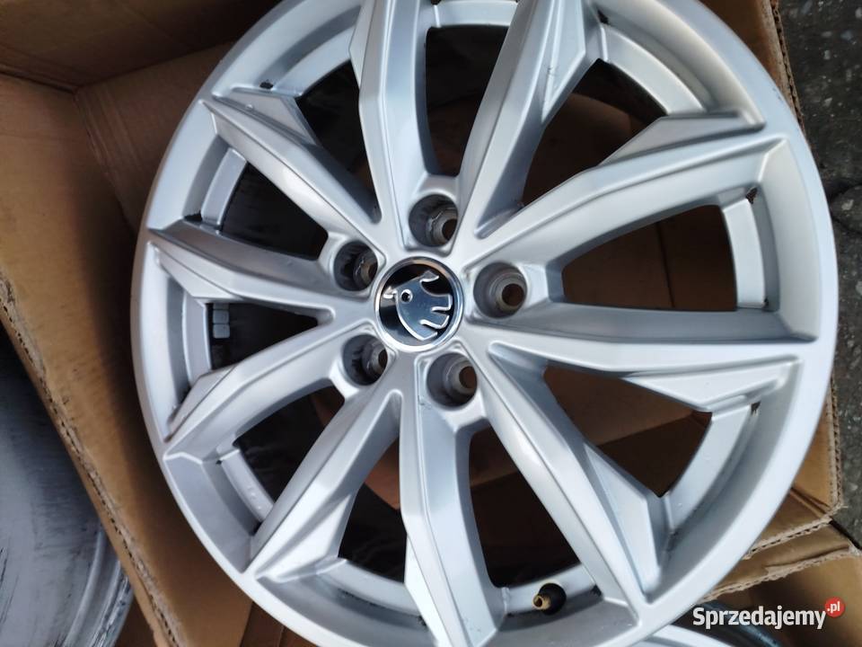 A305 Felgi aluminiowe 70 x 17 5x112 ET 34 Audi