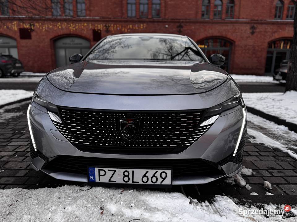 Peugeot 308 GT Plugin Hybrid 225 2022 Automat Poznań