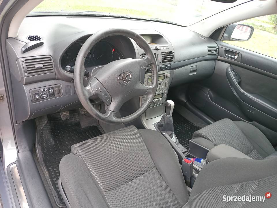 Sprzedam Super Zadbaną Toyotę Avensis 18 vvtigaz Avensis Łódź sprzedam