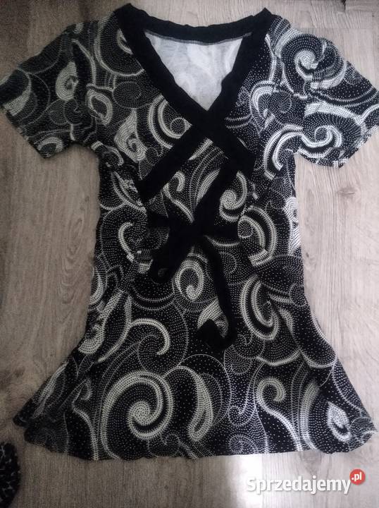 Sukienki damskietuniki