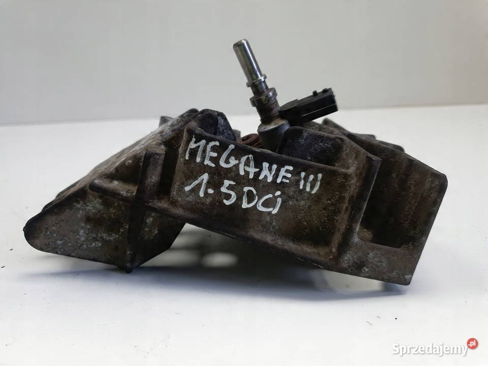 Renault Megane III 15 DCI WTRYSKIWACZ DPF łapa Janów