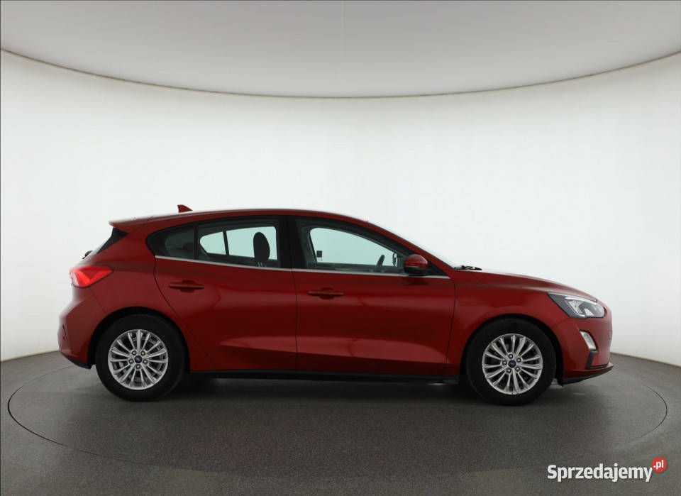 Ford Focus 10 MHEV światła przeciwmgielne Piaseczno sprzedam