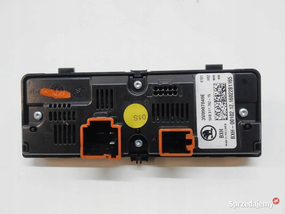 PANEL NAWIEWU TYŁ 3V0907049E Skoda Superb III osobowe