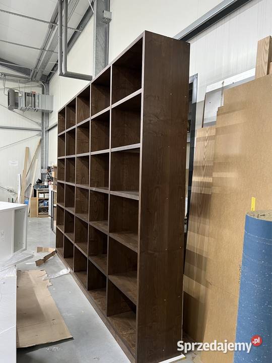 Biblioteka regał na książki podkarpackie