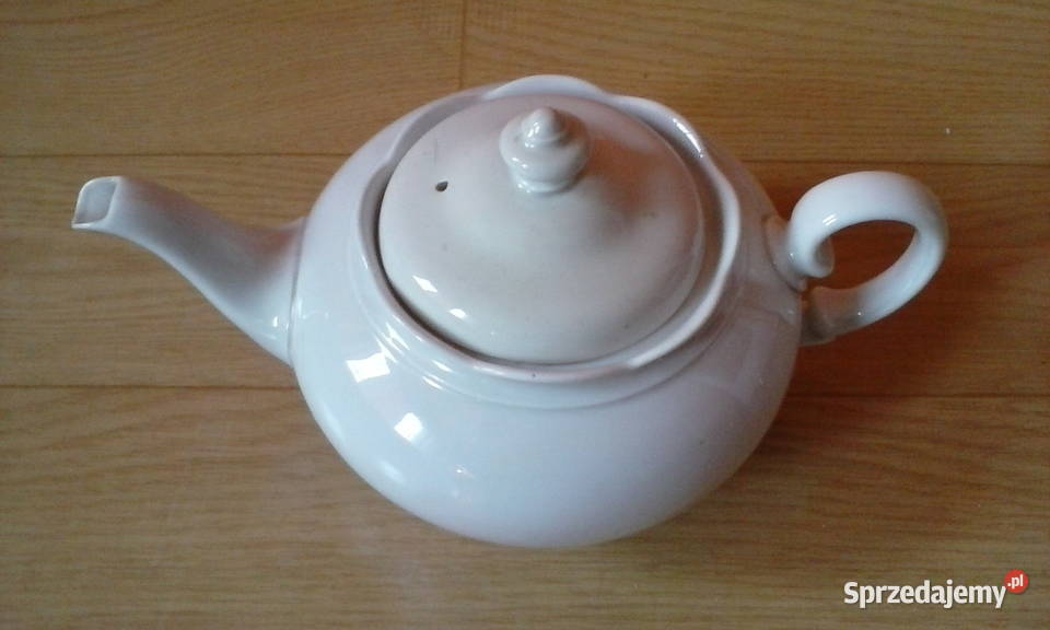 Porcelanowy imbryk do herbaty firmy Wawel z dolnośląskie Polkowice