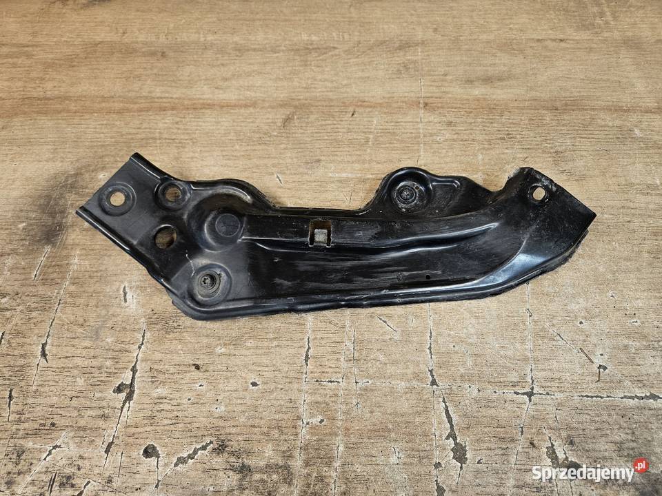 VW POLO VI 2G WSPORNIK PASA LAMPY PRAWY