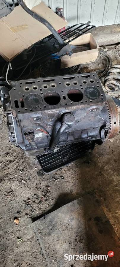 Silnik Mercedes Ponton om 636 pozostałości lubelskie Goraj