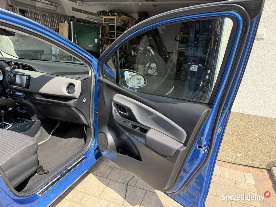 Toyota yaris hybrid Łączany sprzedam
