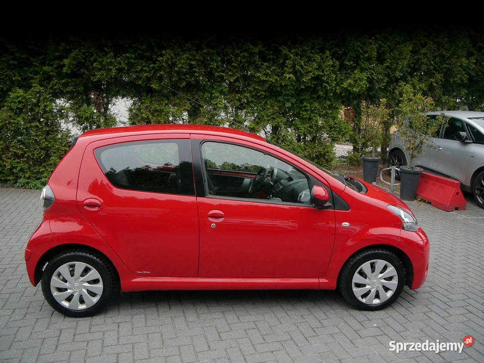 Toyota Aygo 5drzwi 80 Klima Stan bezwypadkowy z nieuszkodzony Częstochowa