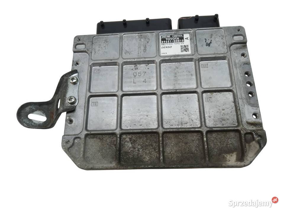 STEROWNIK SILNIKA 896610DB10 13 B 100 Toyota osobowe Sterowniki