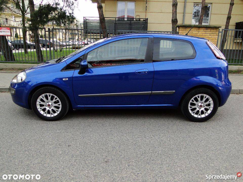 Czarujące Punto EVO 95 Sport Piękny Kolor system Start-Stop