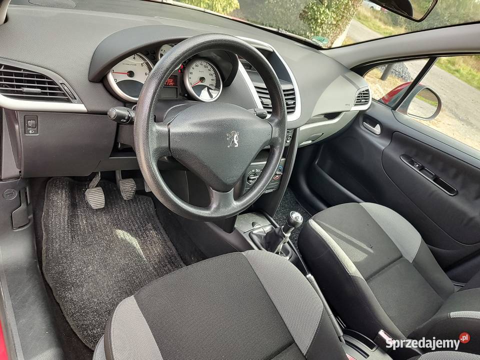 PEUGEOT 207 14 BENZYNA Hatchback wielkopolskie Leszno