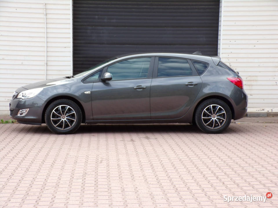 Opel Astra Klima Gwarancja 16 115 2011r J Mikołów sprzedam
