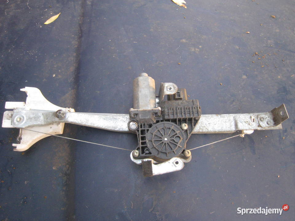 Podnośnik szyby tylny prawy Ford Mondeo mk3 0007