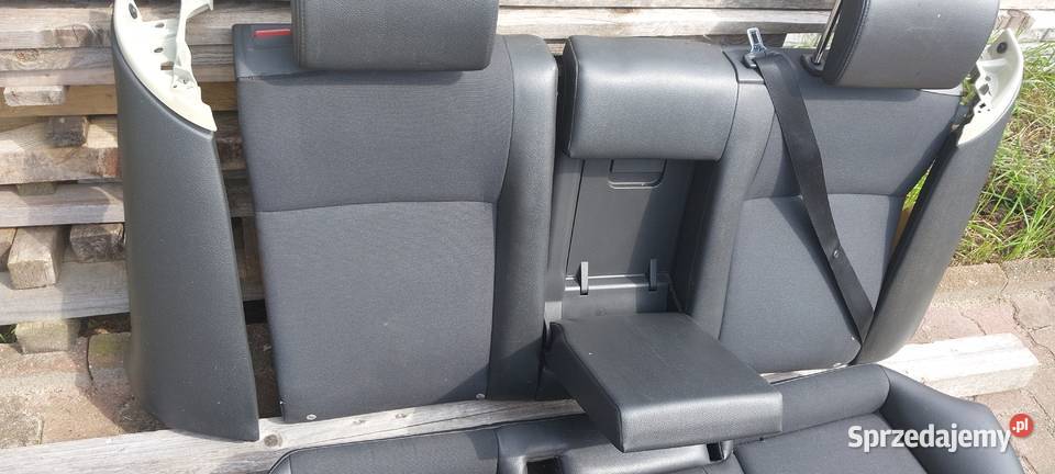 Fotele komplet Saab II 93 kombi LIFT Wyposażenie wnętrza Szczecin