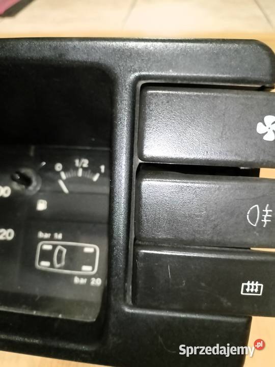 Licznik Obudowa Przełączniki Fiat 126p FL osobowe