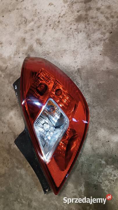 Lampa tył tylna prawa tylna Opel Corsa D Lampy tylne Wał-Ruda