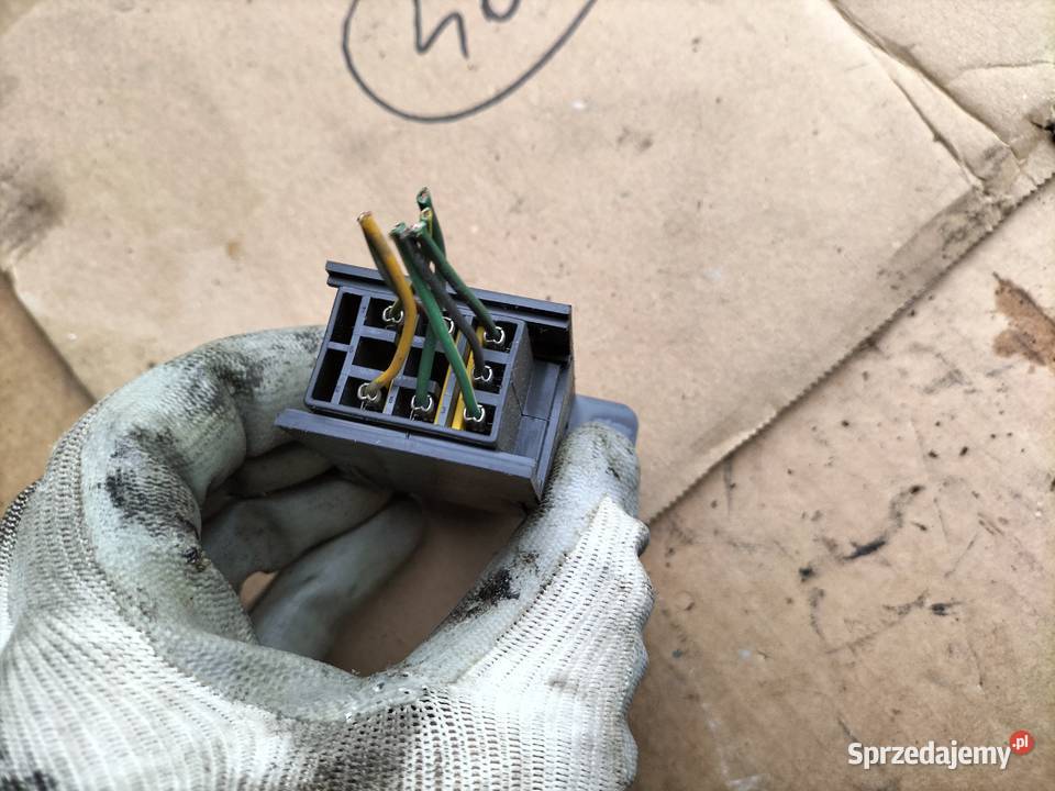 OPEL AGILA A WŁĄCZNIK ŚWIATEŁ AWARYJNYCH Kamień-Kolonia